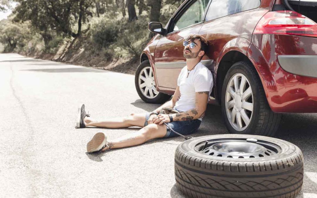¿Problemas en la Vía? Consejos Esenciales para Manejar Emergencias Vehiculares